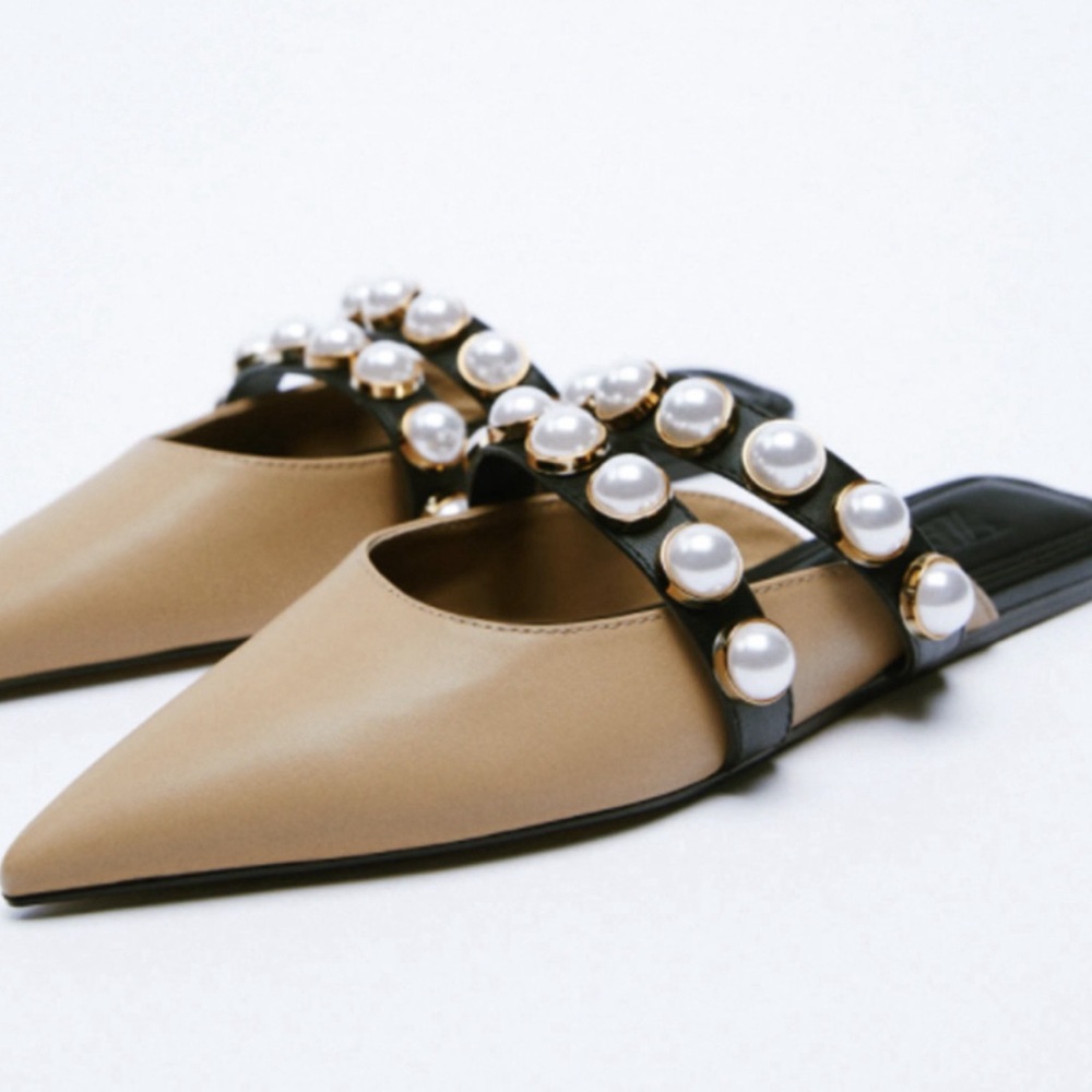 New without tags  Zara mules with detail size 38